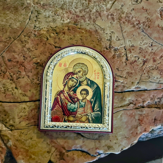 Икона в золотой рамке «Святое Семейство»